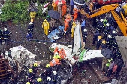 Mumbai plane crash: Pilots Contacted Airport For Landing 60 secs before crash