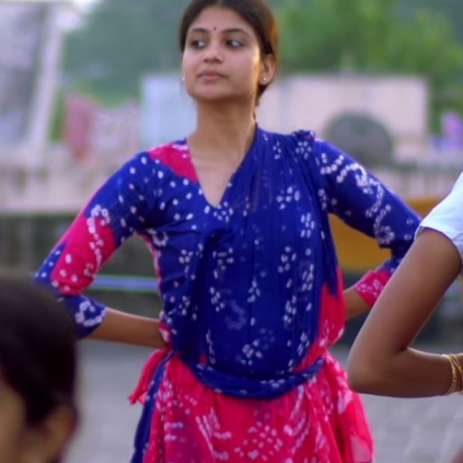 Asaindhadum Mayil video song from Aruvi