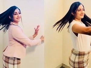 Fans are in awe of ‘air hostess’ Losliya; What about you? Viral VIDEO