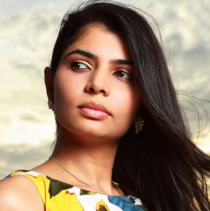 Singer Chinmayi Sripada robbed in USA