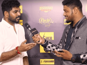 Vignesh Shivan dedicated his songs to Nayanthara and Thala Ajith at Behindwoods Gold Mic Music Awards Vignesh Shivan dedicated his songs to Nayanthara and Thala Ajith at Behindwoods Gold Mic Music Awards