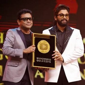 BEHINDWOODS GOLD ICONS 2023 - THE AWARD MOMENTS SET 1