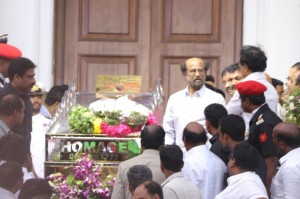 Karunanidhi death: Political leaders and Celebrities pay homage